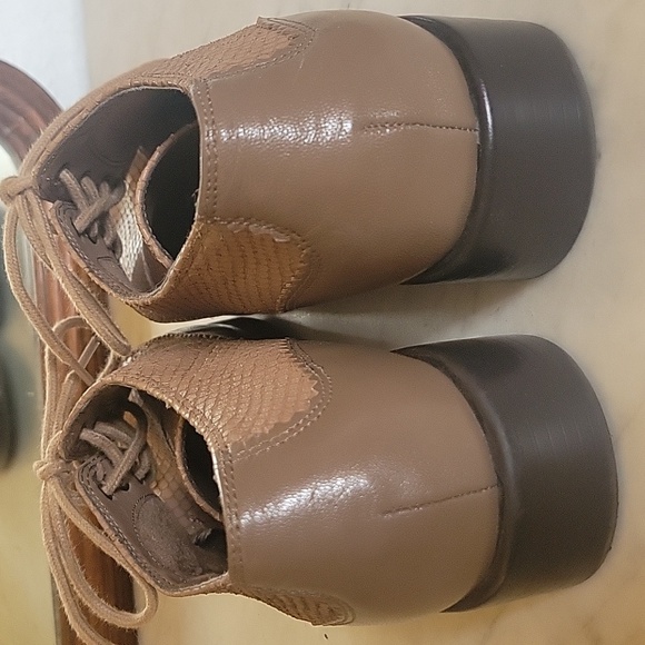 AEROSOLES Taupe Leather Oxfords 9M - Picture 11 of 14